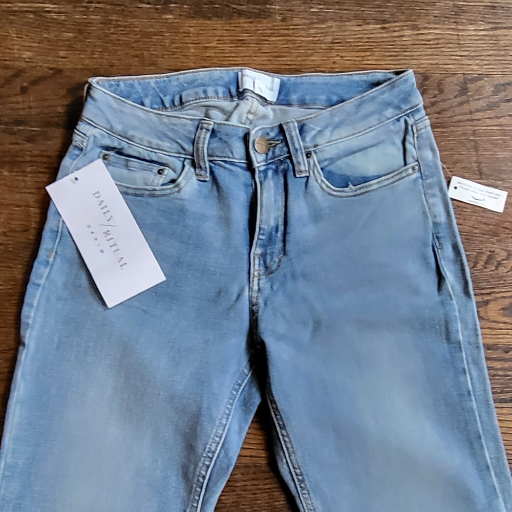 Daily Ritual GF Denim - Picture 2 of 4